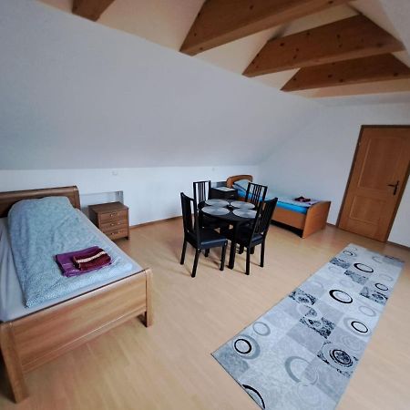 Hostelhollabrunn Zewnętrze zdjęcie
